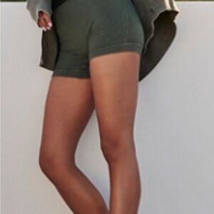 FP Movement Prajna Short - size M/L secret moss color